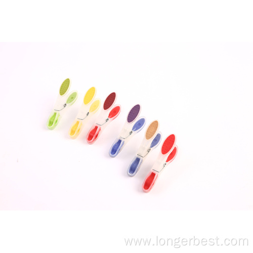 Plastic double-color clothes pegs